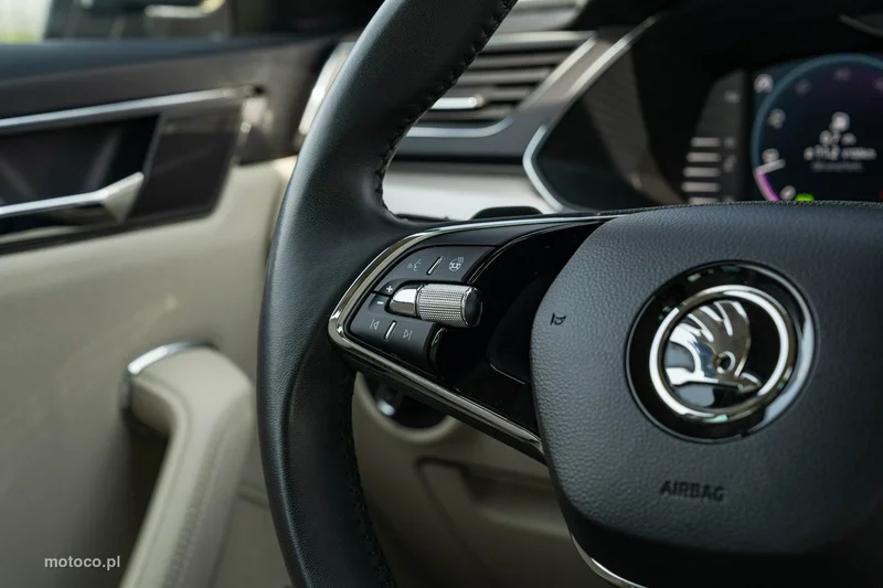 Skoda Superb III 16