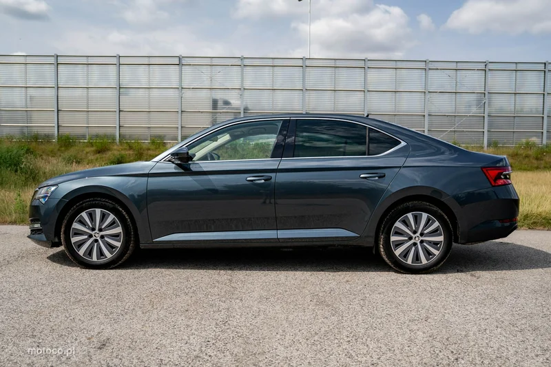 Skoda Superb III 10