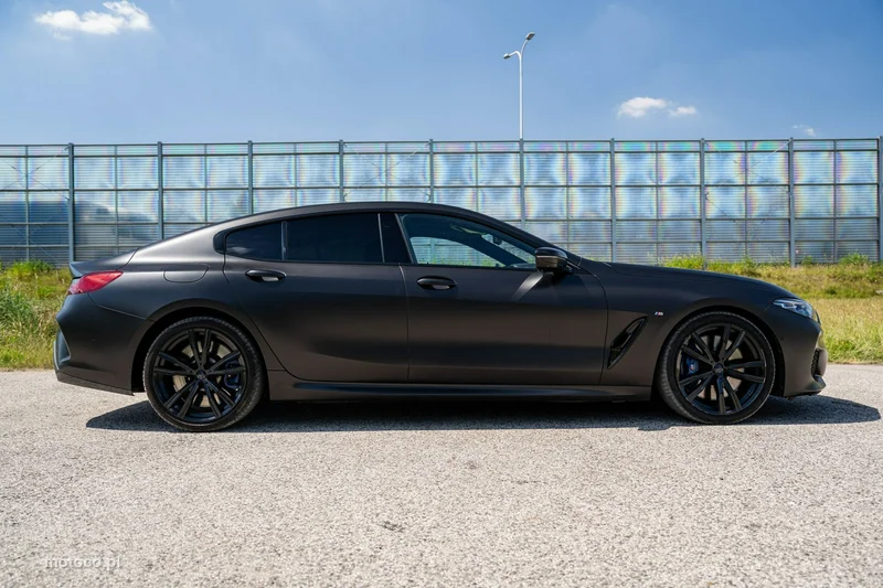 BMW Seria 8 G14 850 9