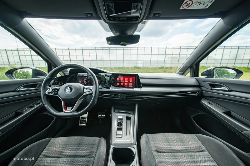 Volkswagen Golf VIII 19