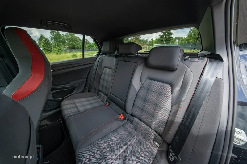 Volkswagen Golf VIII 23