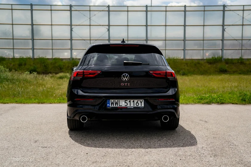 Volkswagen Golf VIII 5