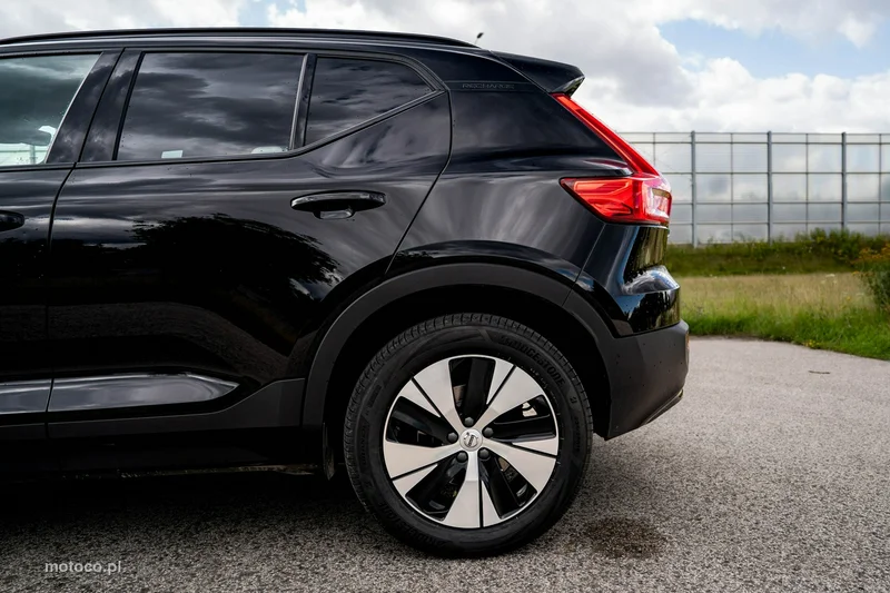 Volvo XC 40 12