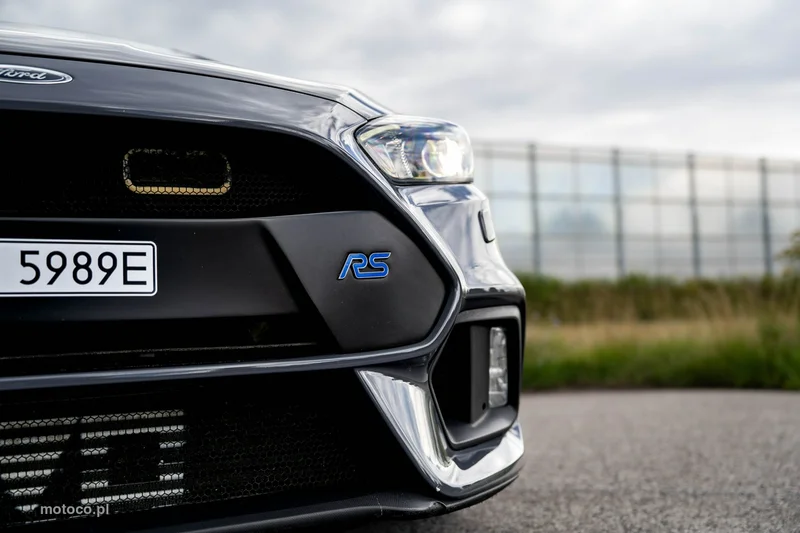 Ford Focus III 13
