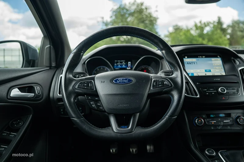 Ford Focus III 14