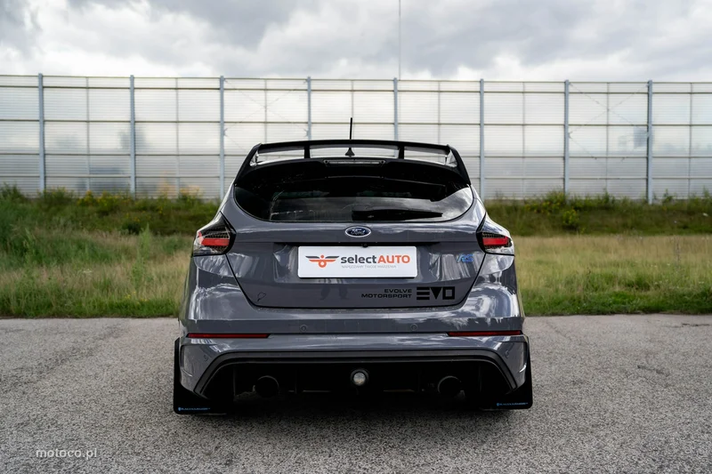 Ford Focus III 5