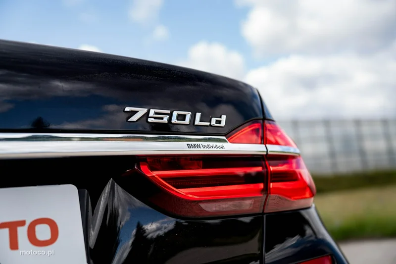 BMW Seria 7 G11 750 15