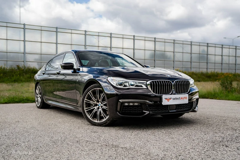 BMW Seria 7 G11 750 3