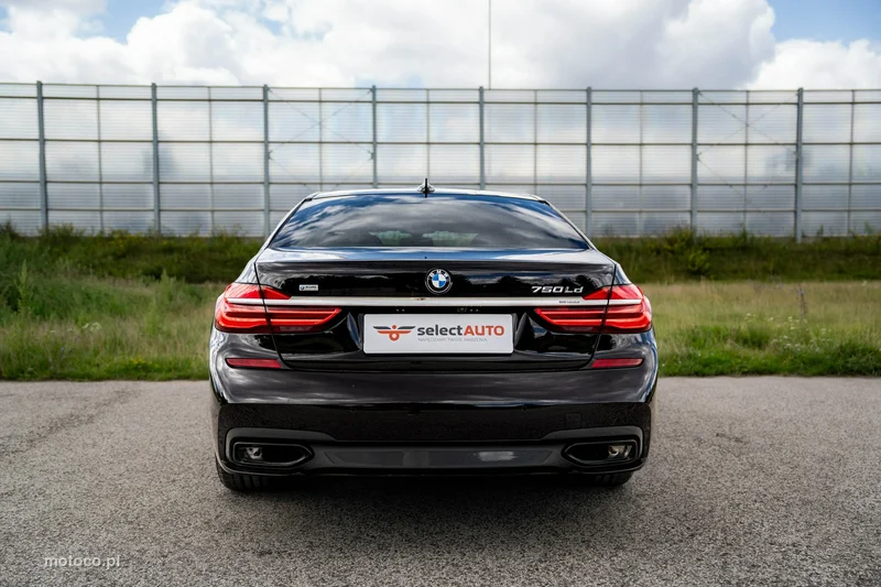 BMW Seria 7 G11 750 5