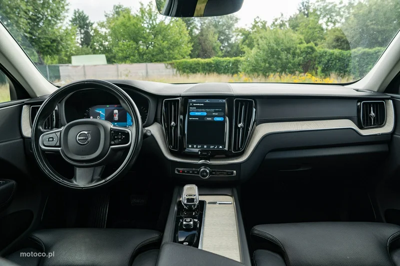 Volvo XC 60 17