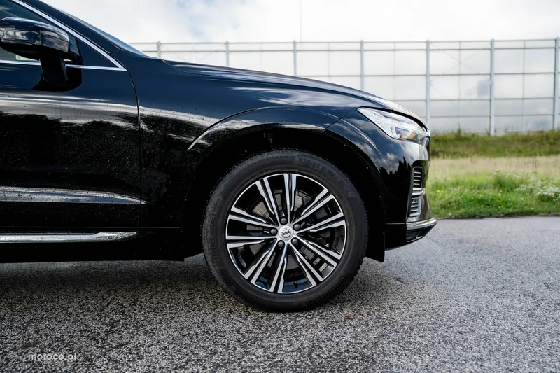 Volvo XC 60 8