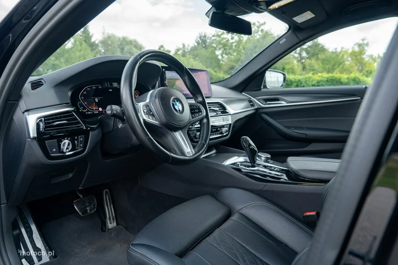 BMW Seria 5 G30 530 15