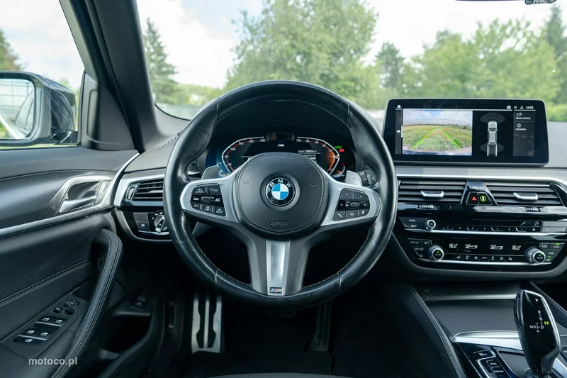 BMW Seria 5 G30 530 16