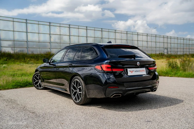 BMW Seria 5 G30 530 4