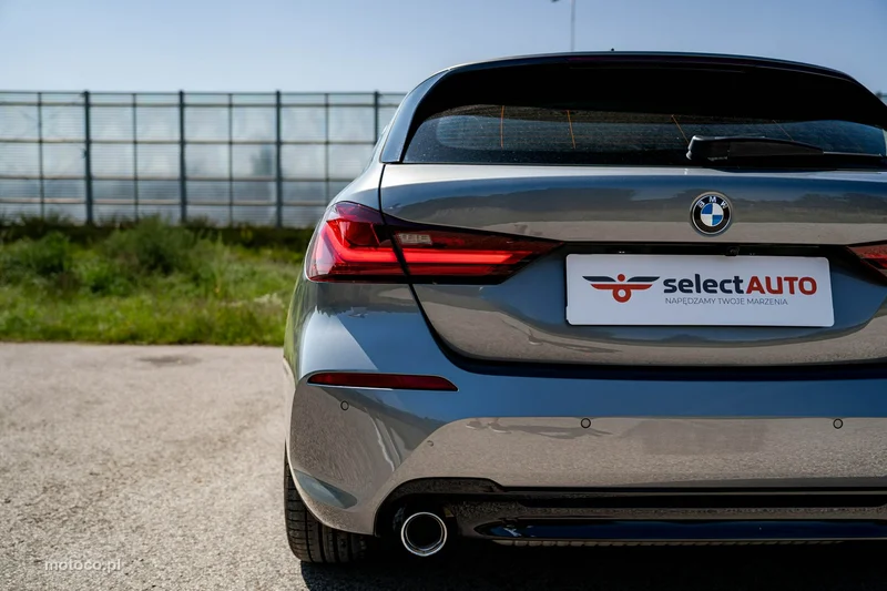 BMW Seria 1 F40 118 13