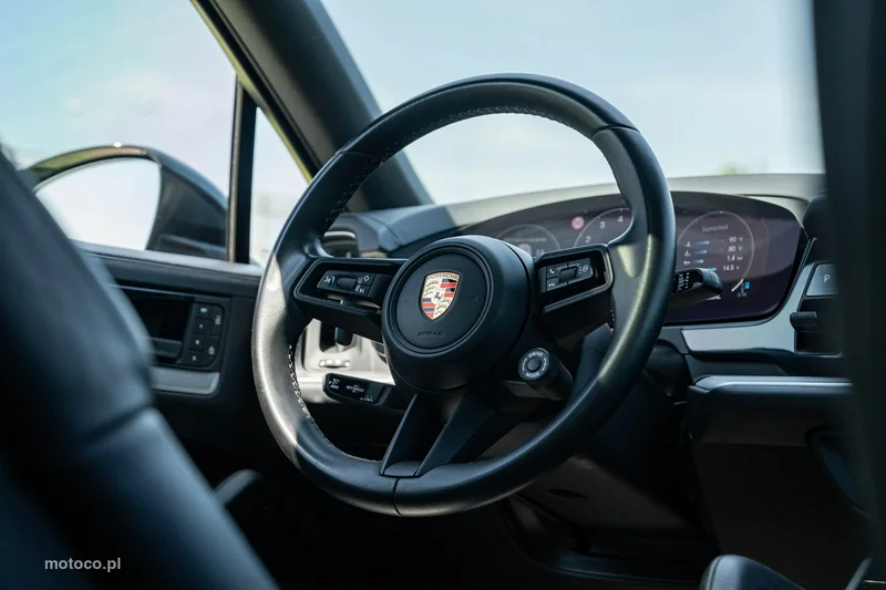 Porsche Cayenne 9YA S 18