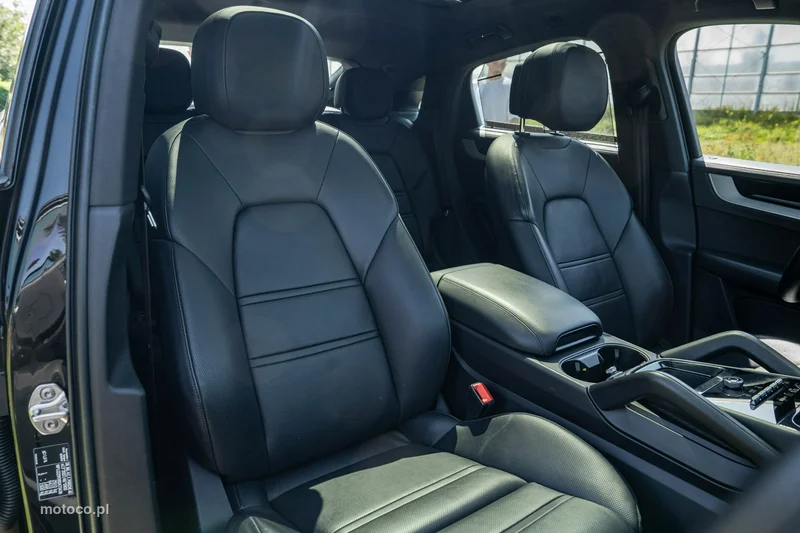 Porsche Cayenne 9YA S 23