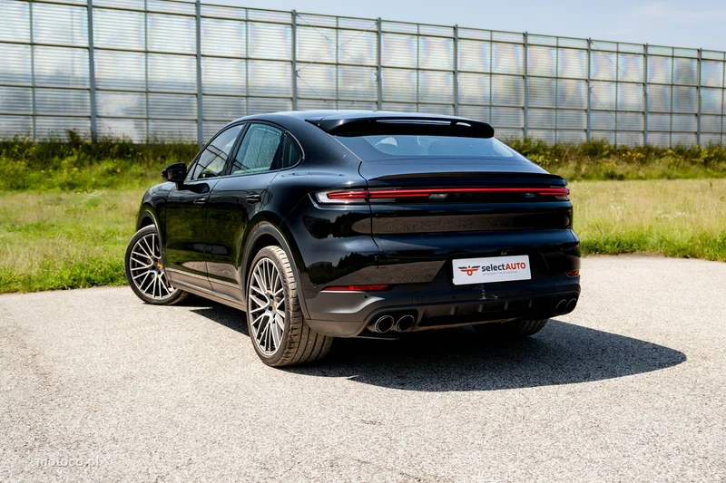Porsche Cayenne 9YA S 4