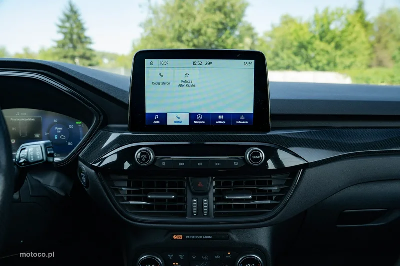 Ford Kuga III 21