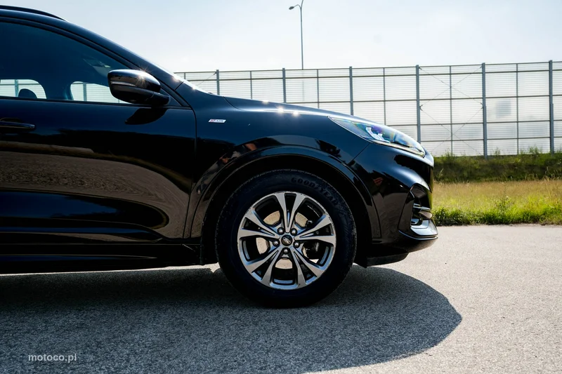 Ford Kuga III 9