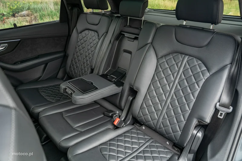 Audi SQ7 28