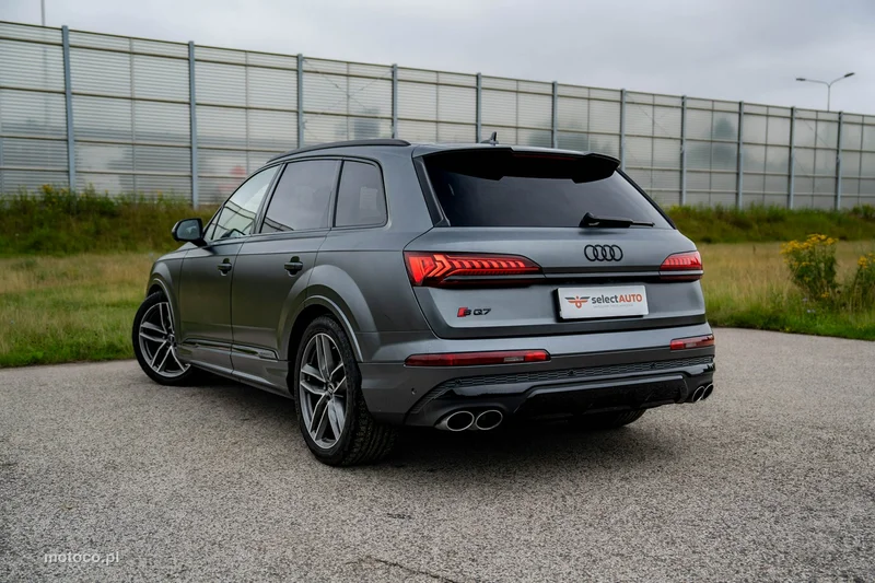 Audi SQ7 4