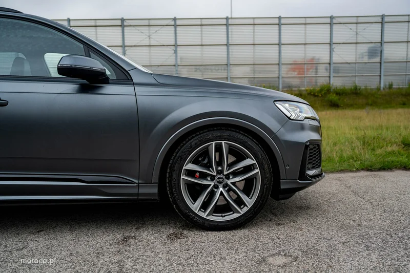 Audi SQ7 9