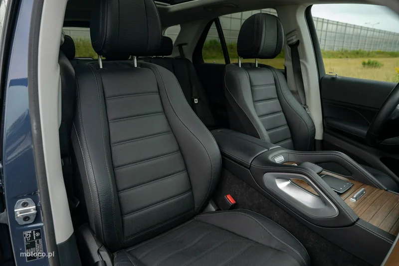 Mercedes-Benz GLE W167 400 27