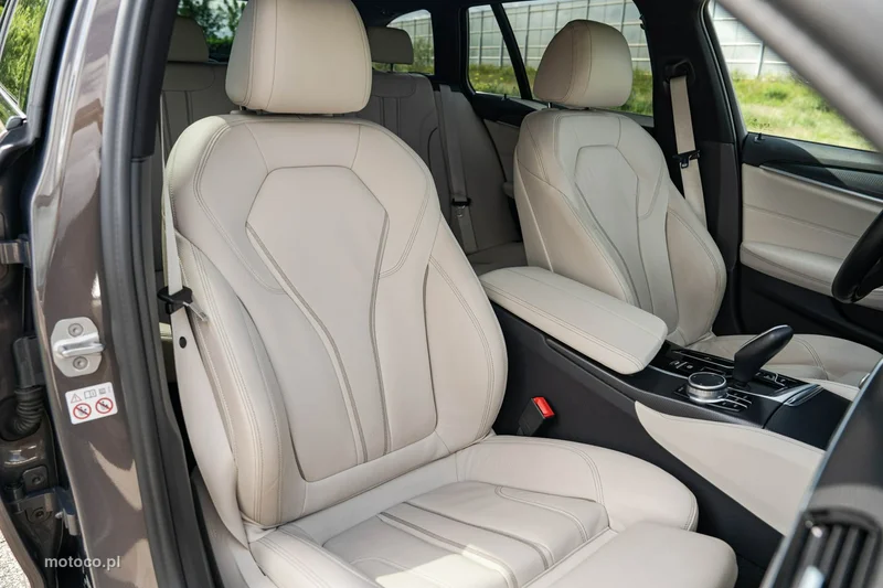 BMW Seria 5 G30 530 27