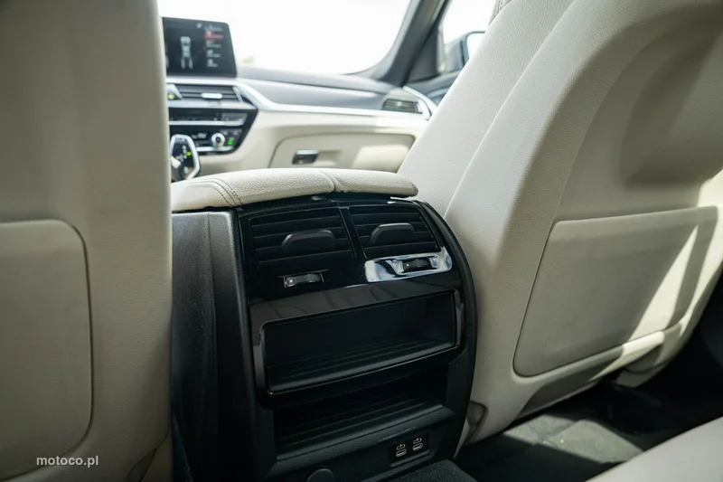 BMW Seria 5 G30 530 34