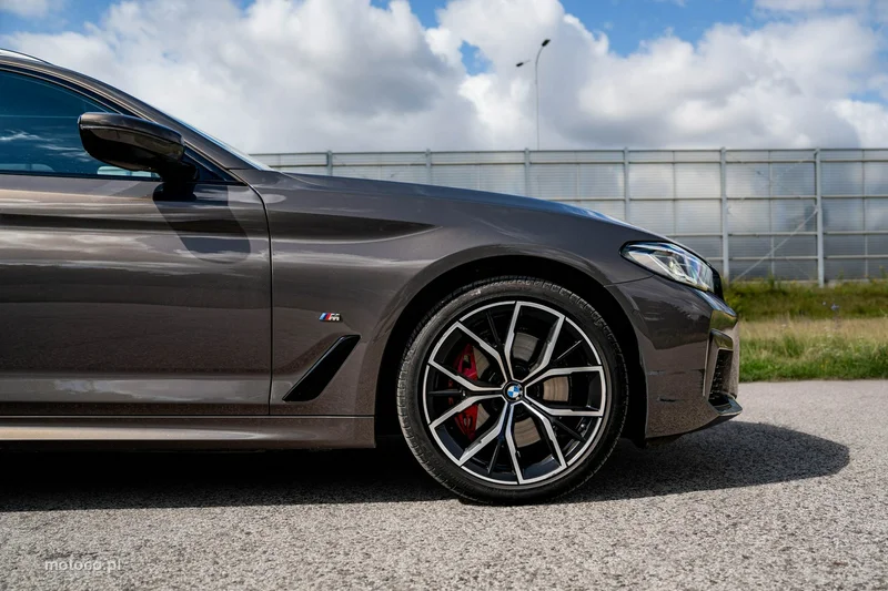 BMW Seria 5 G30 530 8