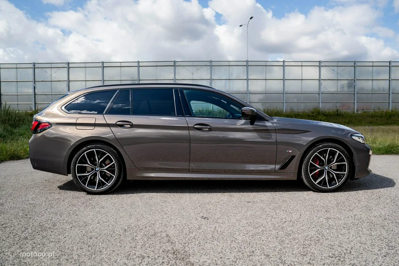 BMW Seria 5 G30 530 9