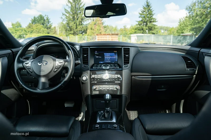 Infiniti QX70 18