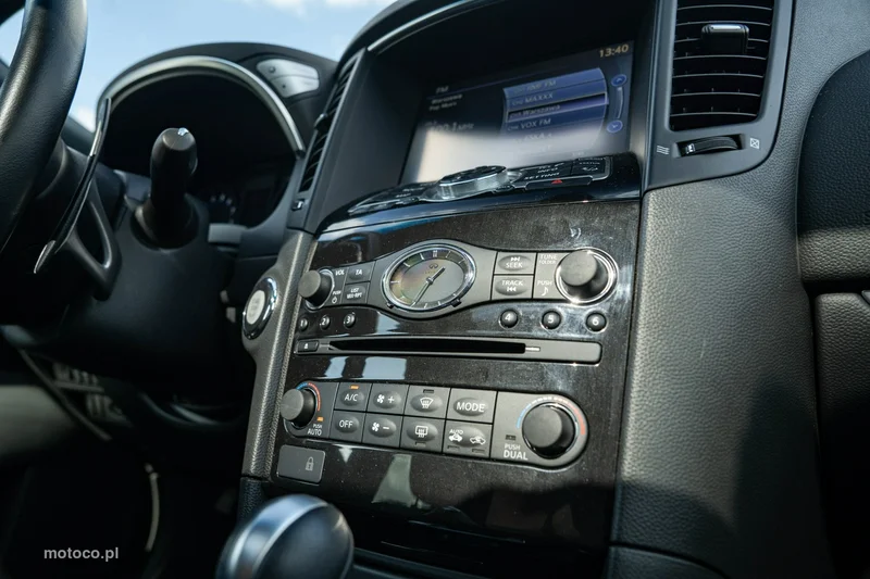 Infiniti QX70 20