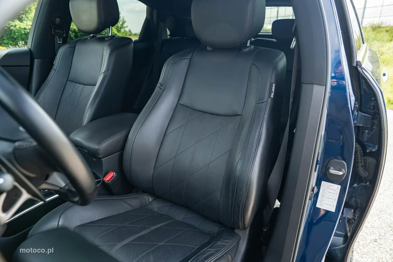 Infiniti QX70 25