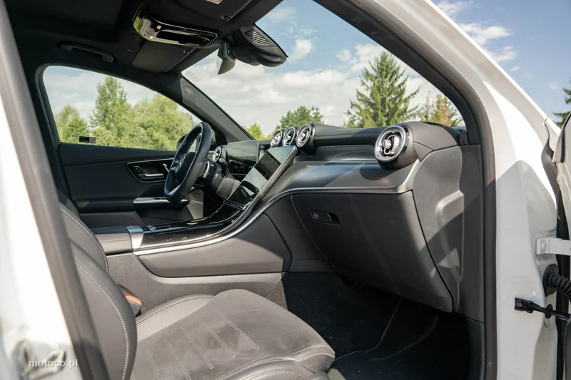 Mercedes-Benz GLC X254 GLC 200 23