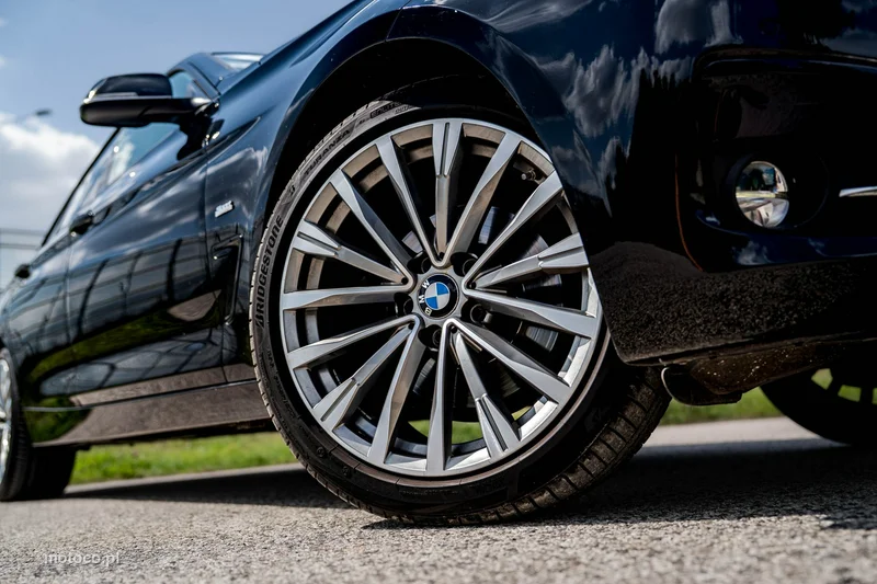 BMW Seria 3 F30 3GT 17