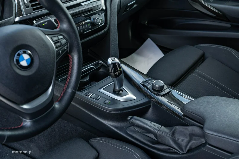 BMW Seria 3 F30 3GT 21