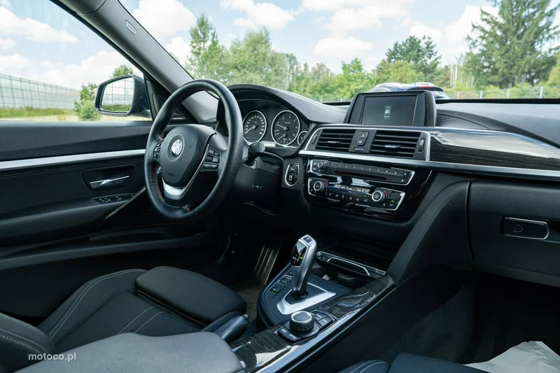 BMW Seria 3 F30 3GT 24