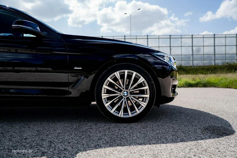 BMW Seria 3 F30 3GT 8