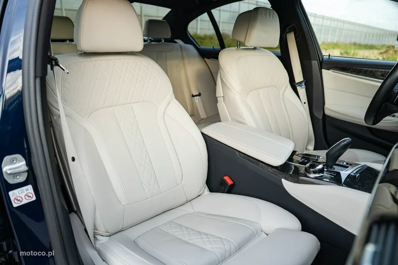 BMW Seria 5 G30 540 25