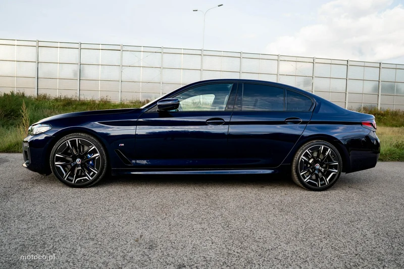 BMW Seria 5 G30 540 10