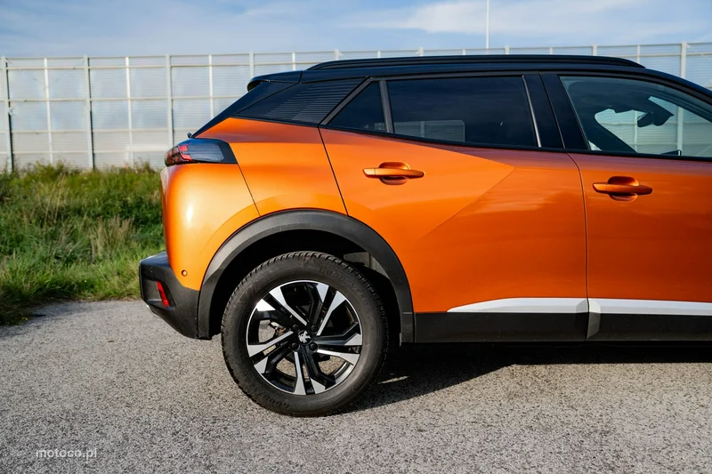 Peugeot 2008 7