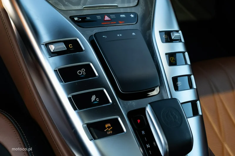 Mercedes-Benz AMG GT X290 4-Door 31