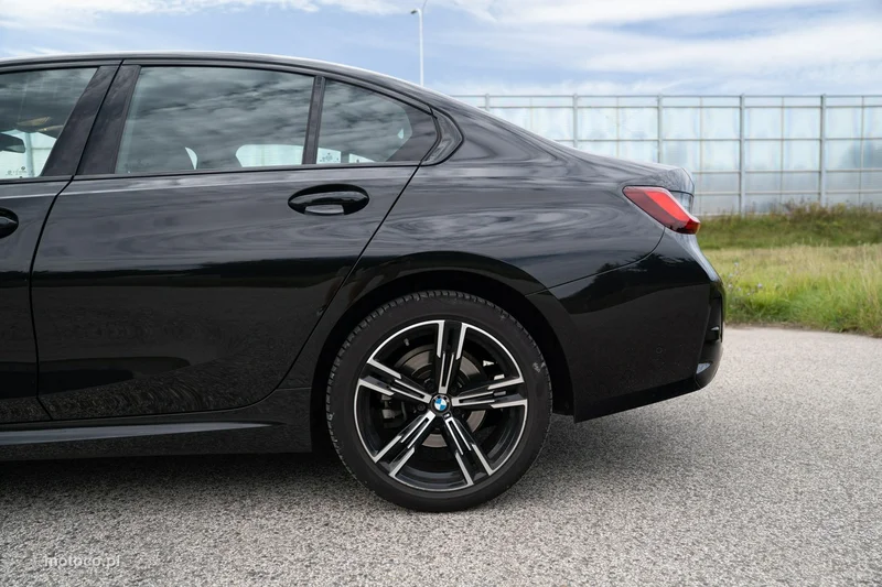 BMW Seria 3 G20 318 13