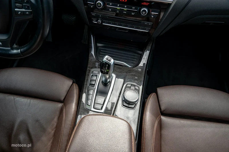BMW X4 F26 24