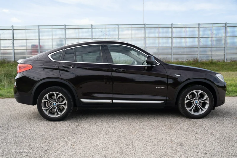 BMW X4 F26 8