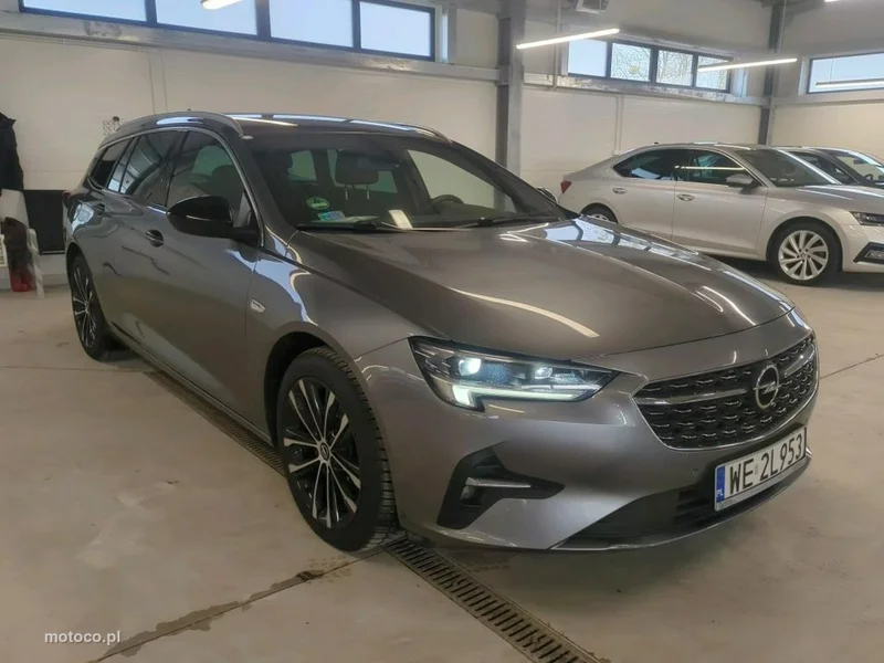 Opel Insignia Sports Tourer 2