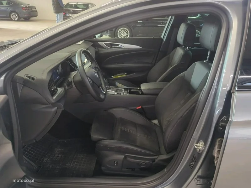 Opel Insignia Sports Tourer 5