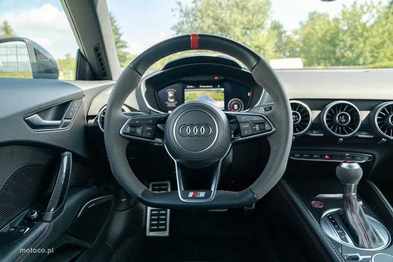 Audi TT S 17